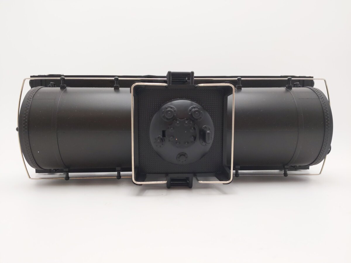 Lionel 8-87612 Santa Fe Tank Car EX/Box