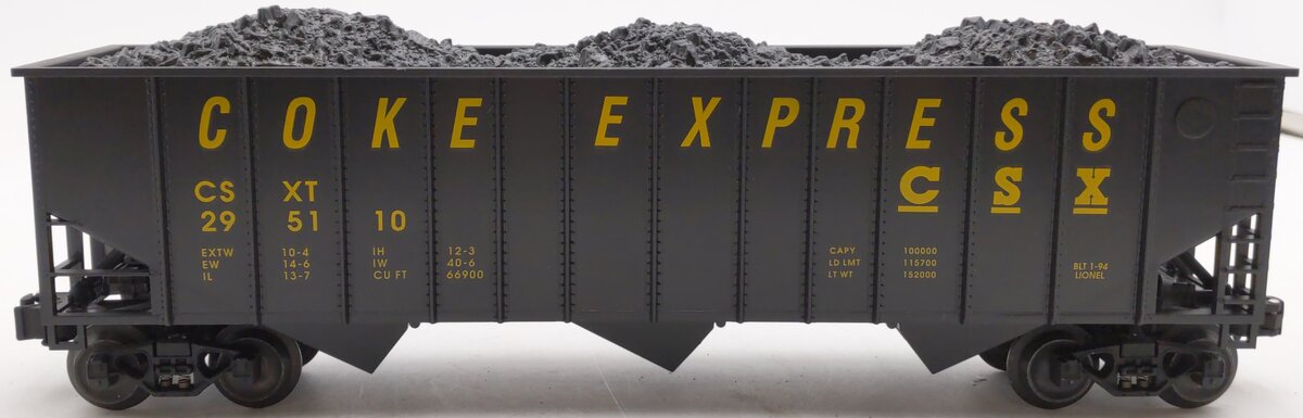 Lionel 6-17120 O Gauge CSX 3-Bay Hopper with Coal Load EX/Box