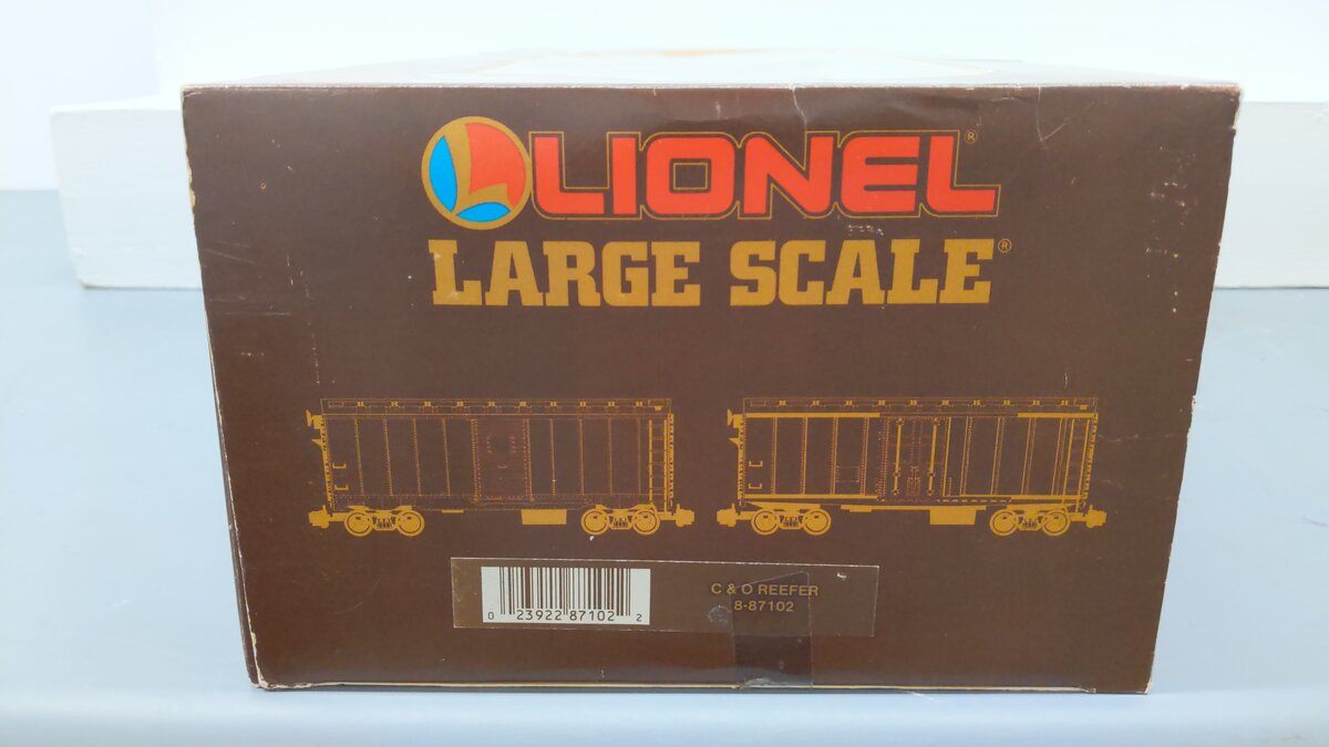 Lionel 8-87102 G Scale Chesapeake and Ohio Reefer Car EX/Box