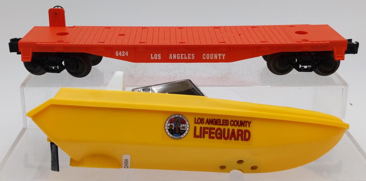 Lionel 6-16970 O Gauge L.A. County Lifeguard Flatcar w/ Lifeguard Boat #6424 EX/Box