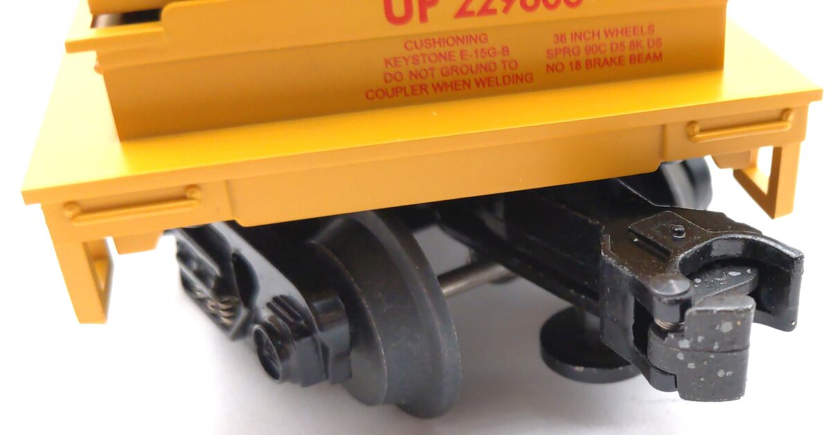 MTH 20-98204 O Gauge Union Pacific Steel Coil Car w/ Cover #229606 EX/Box