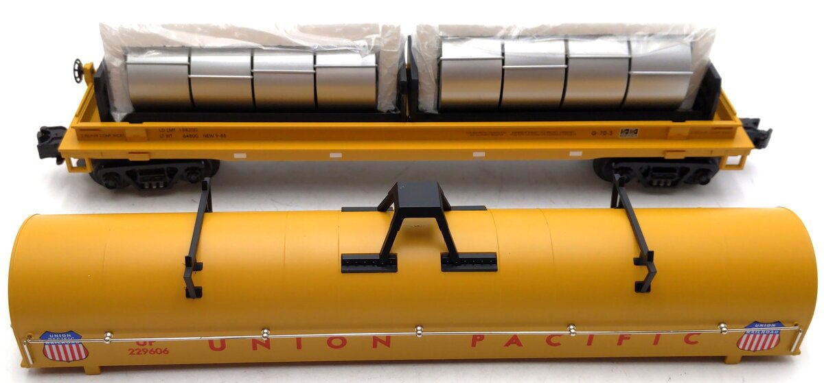 MTH 20-98204 O Gauge Union Pacific Steel Coil Car w/ Cover #229606 EX/Box