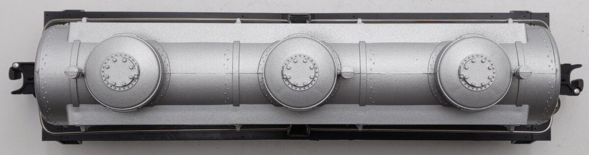 Lionel 6-19612 O Gauge Gulf Triple Dome Tank Car #6425 EX/Box