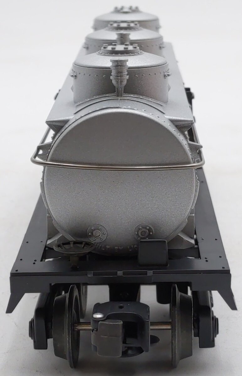 Lionel 6-19612 O Gauge Gulf Triple Dome Tank Car #6425 EX/Box