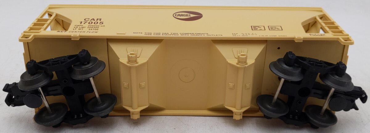Lionel 6-17005 O Gauge Cargill 2-Bay Center Flow Hopper #17005 EX/Box