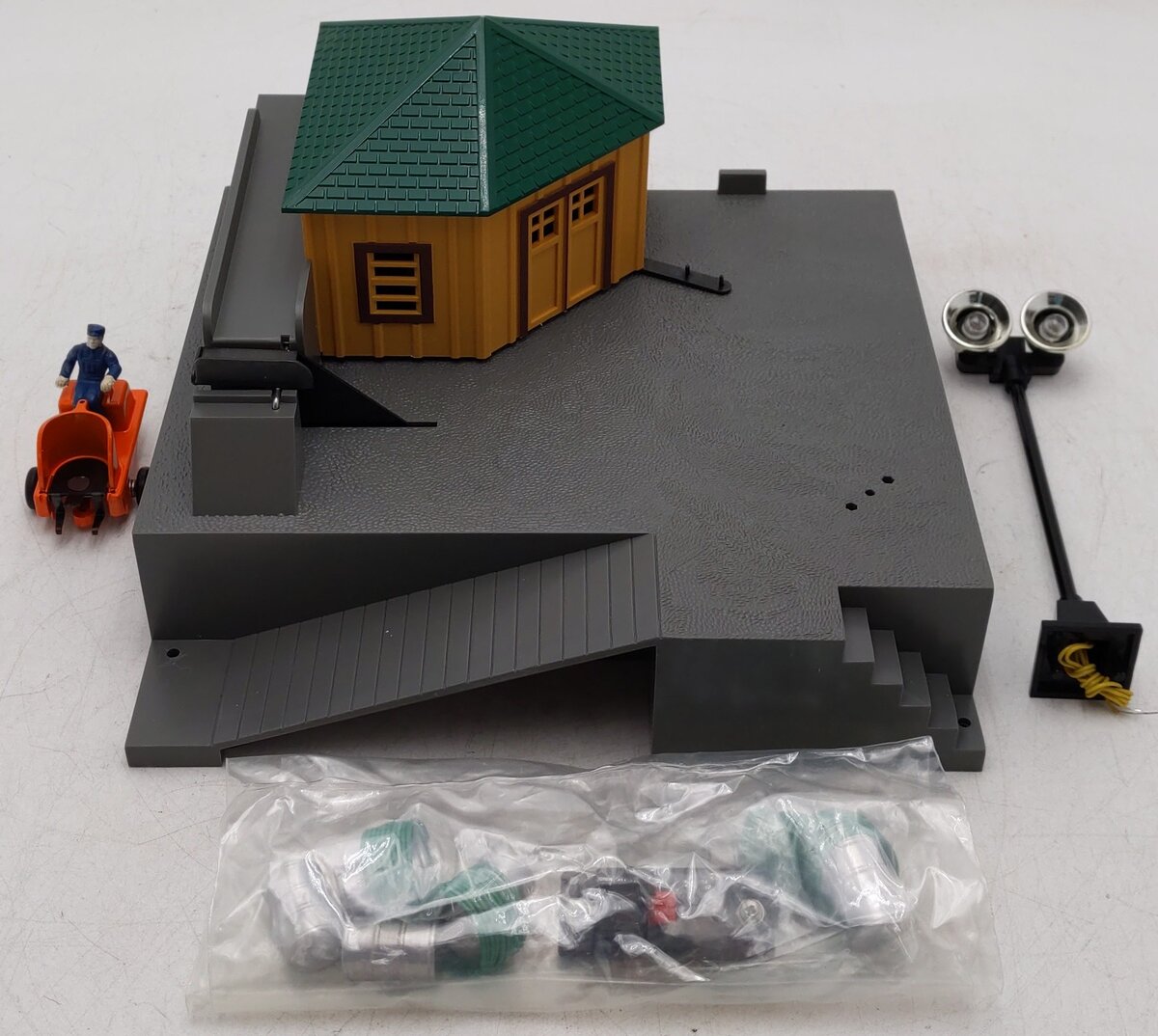 Lionel 6-12862 O Gauge Operating Oil Drum Loader EX/Box