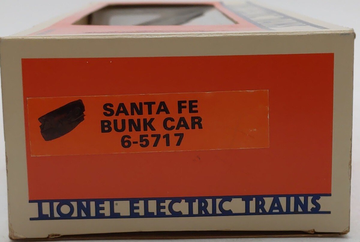 Lionel 6-5717 O Gauge Santa Fe Illuminated Bunk Car LN/Box