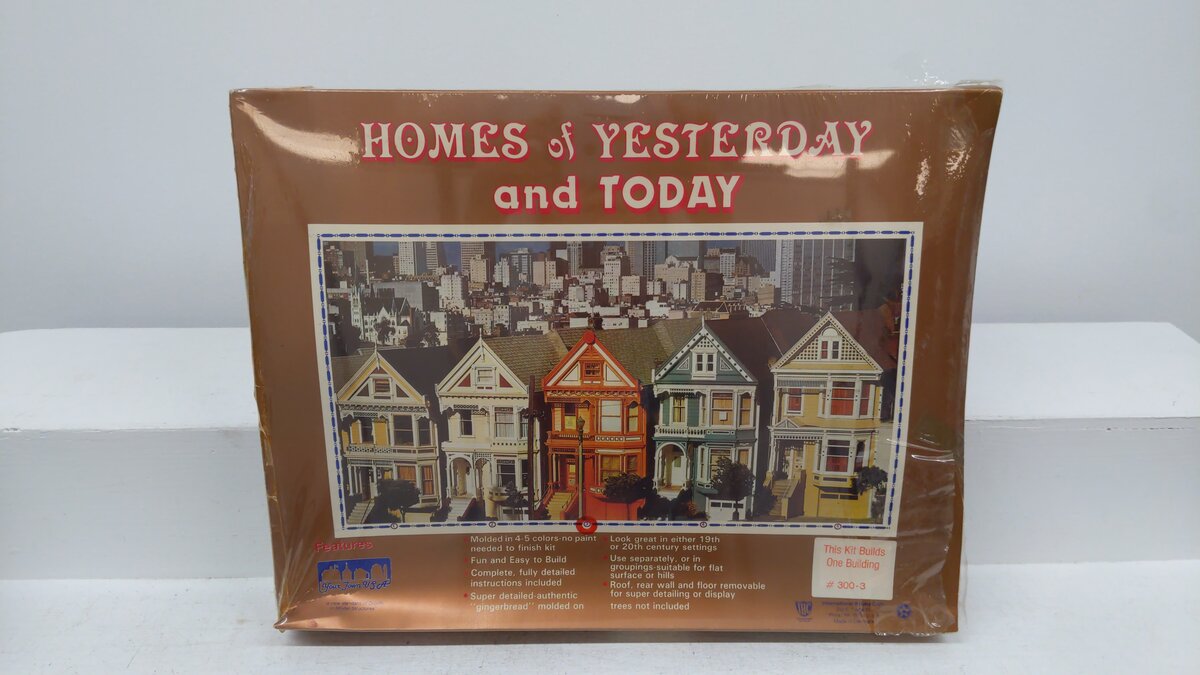 IHC 300-3 O Scale Homes of Yesterday and Today Victorian Row House Building Kit LN/Box