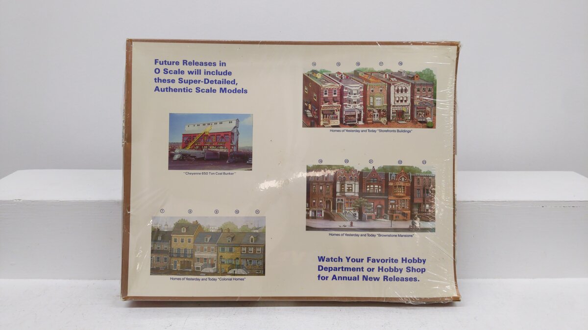 IHC 300-4 O Scale Homes of Yesterday Gingerbread Victorian Row House Kit LN/Box