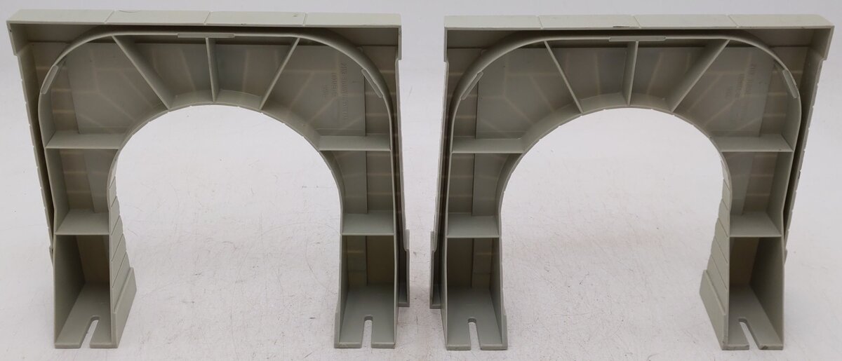 Lionel 6-2113 Tunnel Portals EX/Box
