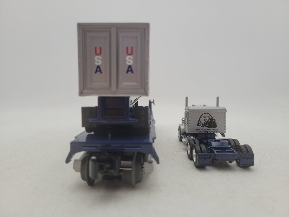 Lionel 6-52490 O USA StLRRC 25th Anniversary 1983-2008 Flatcar w/Tractor Trailer LN/Box