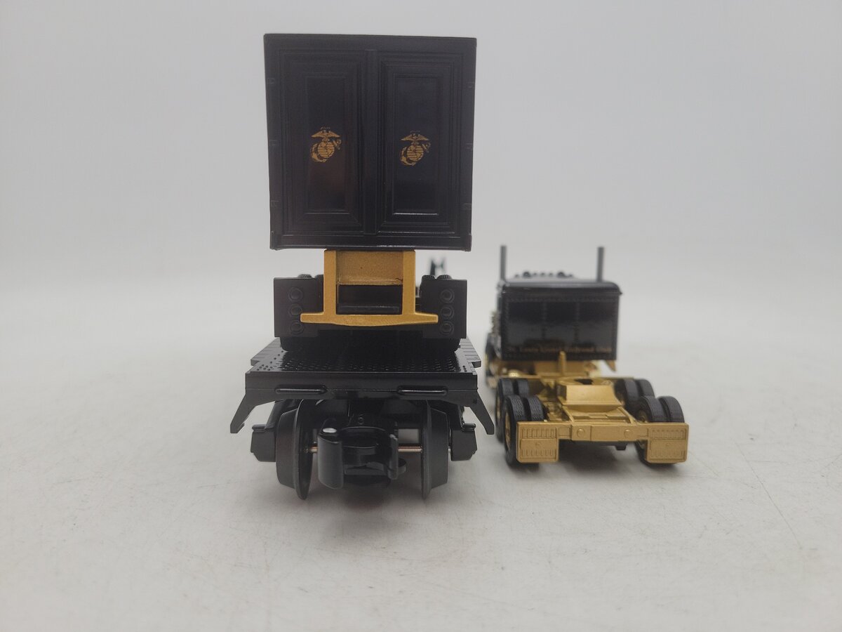 Lionel 6-52440 O Gauge USMC Flatcar w/ Tractor Trailer LN/Box