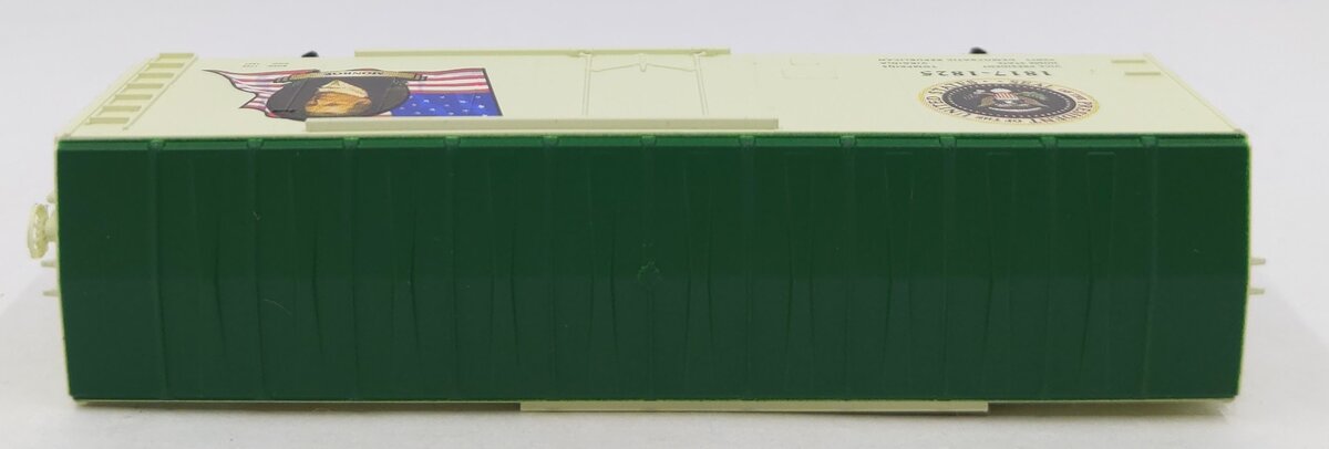 Micro-Trains 07400105 N James Monroe 40' Plug Door Boxcar #1817-1825 w Ladders EX/Box