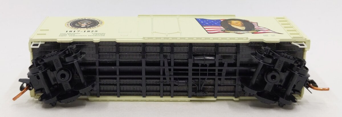 Micro-Trains 07400105 N James Monroe 40' Plug Door Boxcar #1817-1825 w Ladders EX/Box