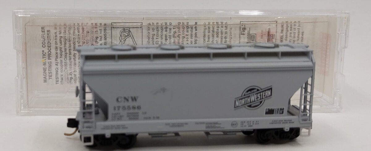 Micro-Trains 09200090 N CNW 2-Bay ACF Center Flow Covered Hopper #175586 LN/Box