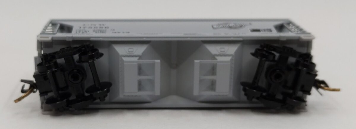 Micro-Trains 09200090 N CNW 2-Bay ACF Center Flow Covered Hopper #175586 LN/Box