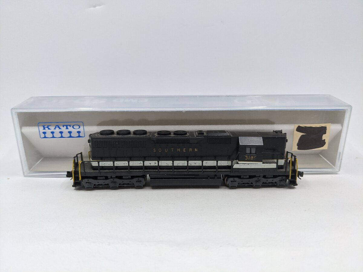 Kato 176-200 N Scale Custom Painted Southern SD-40 Diesel Locomotive/Box
