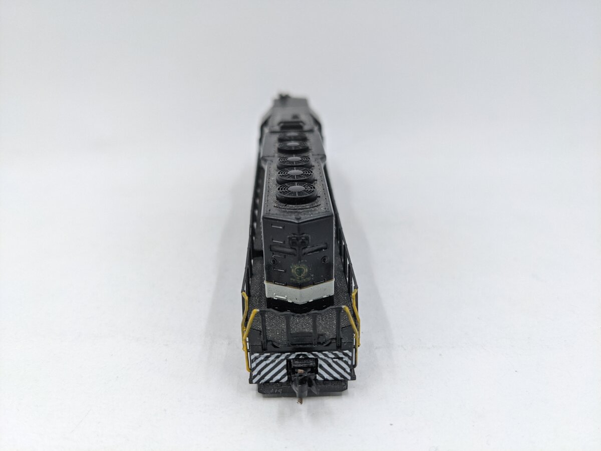Kato 176-200 N Scale Custom Painted Southern SD-40 Diesel Locomotive/Box