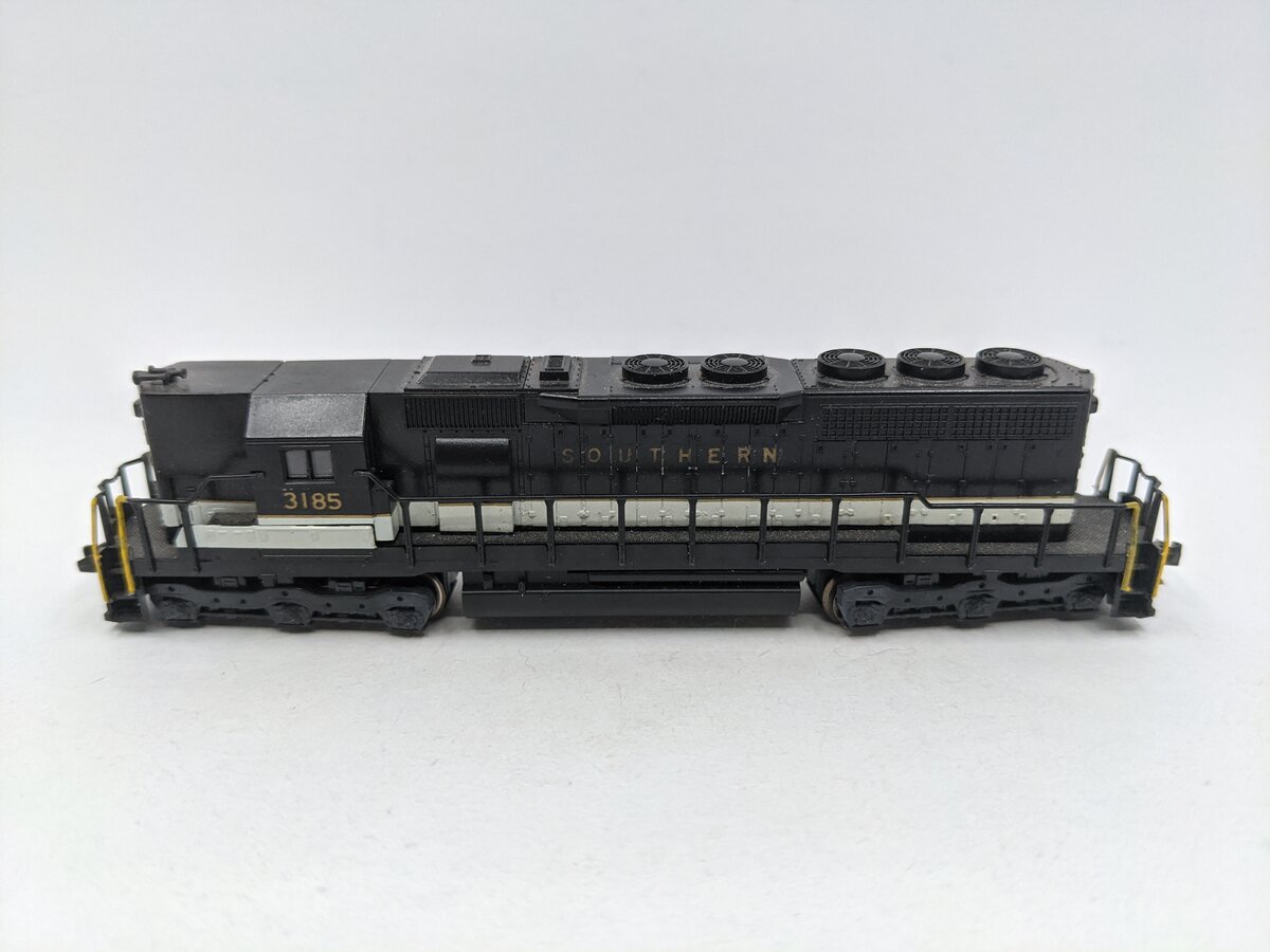Kato 176-200 N Scale Custom Painted Southern SD-40 Diesel Locomotive/Box