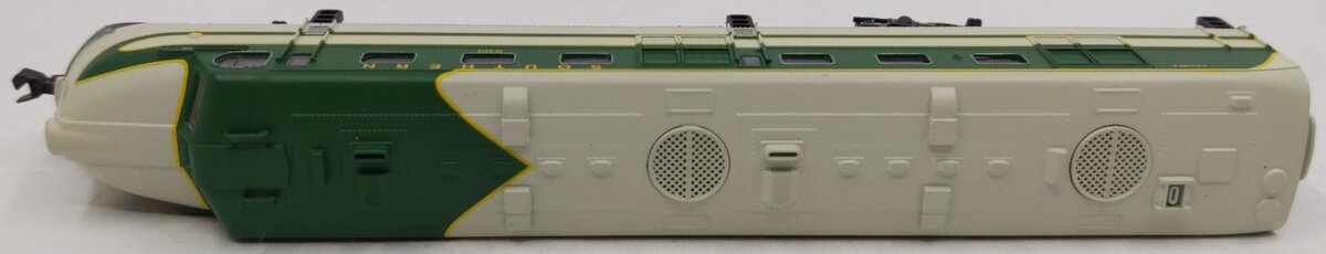 Life Like 7756 N Scale Southern DL109 Diesel Locomotive LN