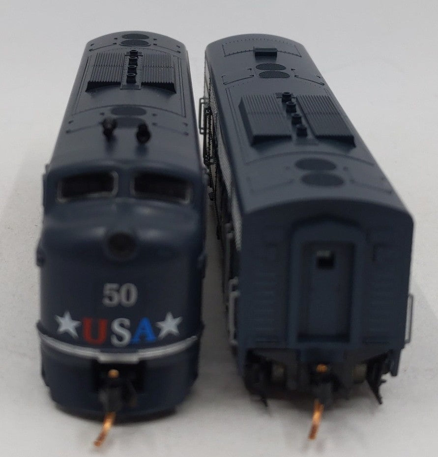 Micro-Trains 98701501 N USA EMD FT Powered A/B Unit Diesel Locomotives EX