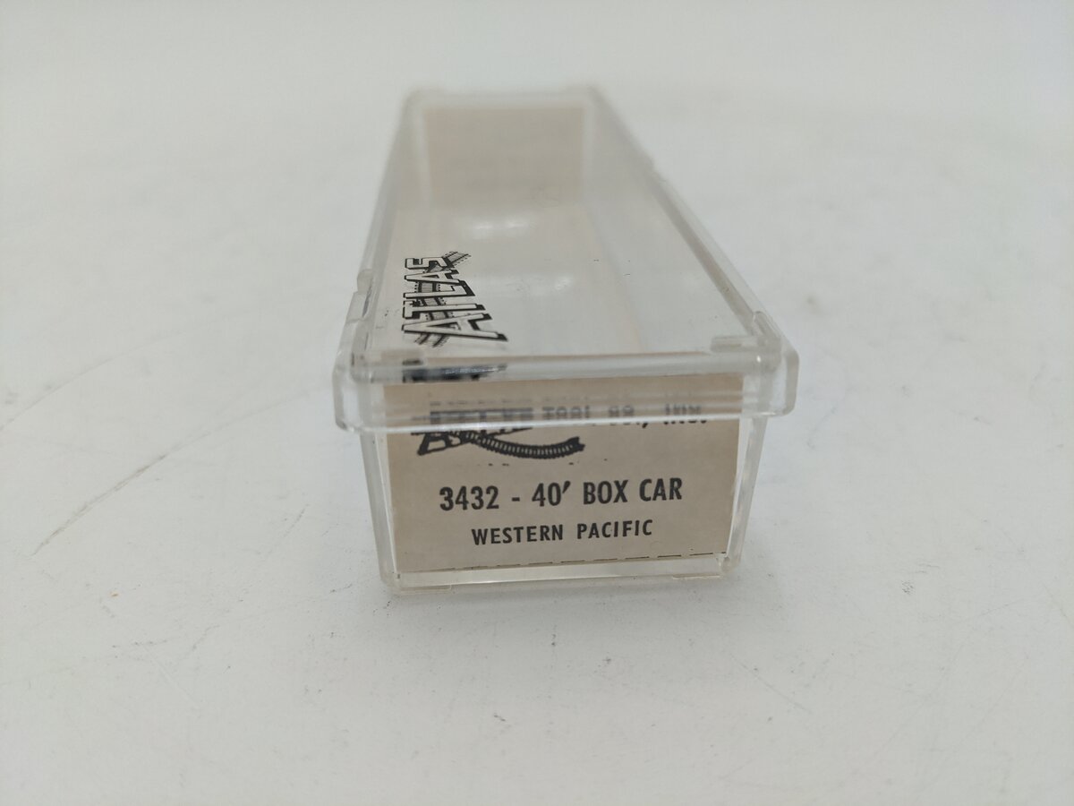 Atlas 3432 N Scale Western Pacific 40' Boxcar #21385 EX/Box