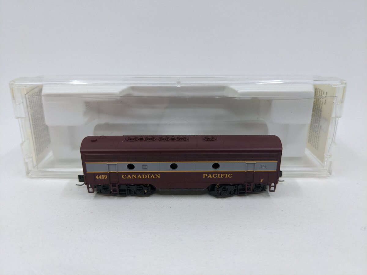 Micro-Trains 17012-2 Z Scale Canadian Pacific F7 B-Unit Dummy Locomotive #4459 EX/Box