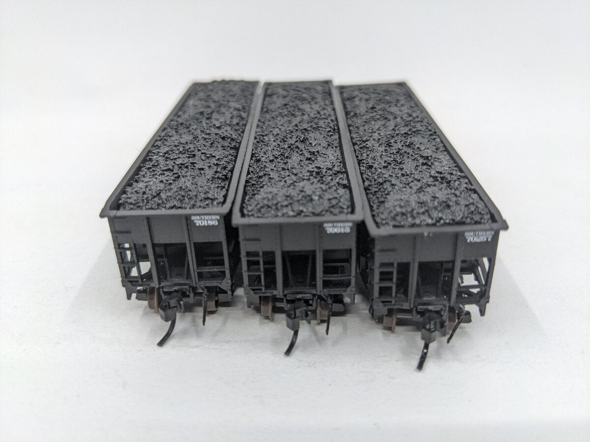 Bluford Shops 73153 N Scale Southern Railway Offset Side Hopper (Set of 3) EX/Box