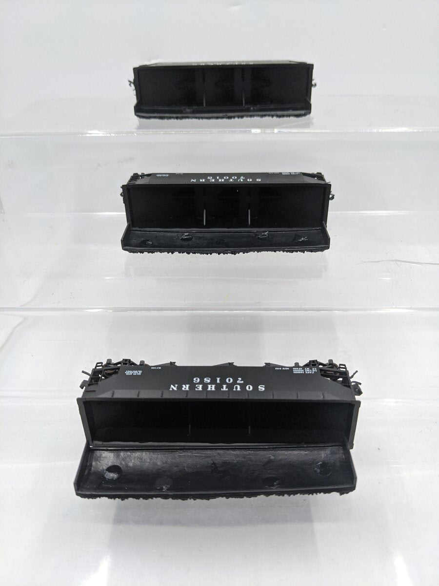 Bluford Shops 73153 N Scale Southern Railway Offset Side Hopper (Set of 3) EX/Box