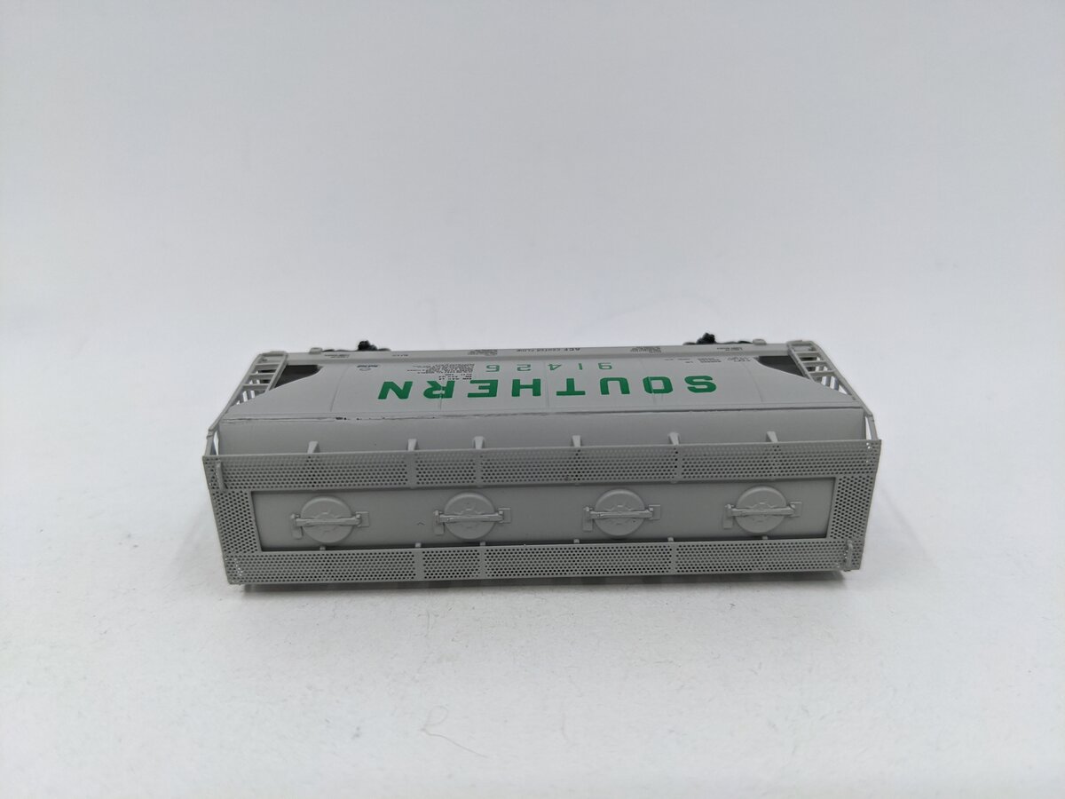 InterMountain 66524-01 N Scale Southern Railway Hopper #91426 LN/Box