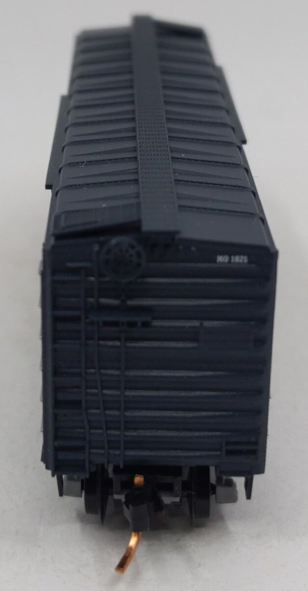 Micro-Trains 02100373 N Scale Missouri 40' Standard Plug Door Boxcar #1821 LN