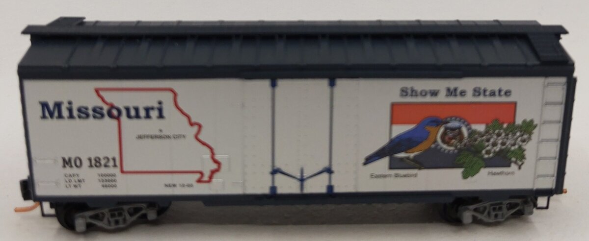Micro-Trains 02100373 N Scale Missouri 40' Standard Plug Door Boxcar #1821 LN