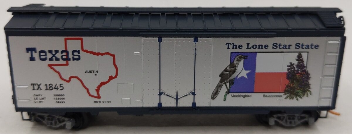 Micro-Trains 02100374 N Scale Texas State 40' Standard Plug Door Boxcar #1845 LN