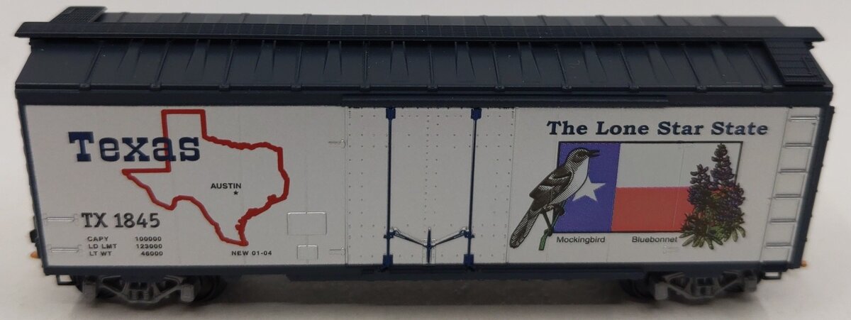 Micro-Trains 02100374 N Scale Texas State 40' Standard Plug Door Boxcar #1845 LN