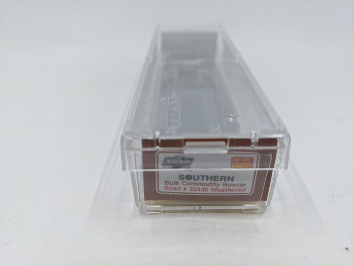 Micro-Trains N Scale Southern Bulk Commodity Boxcar #32435-Weathered LN/Box