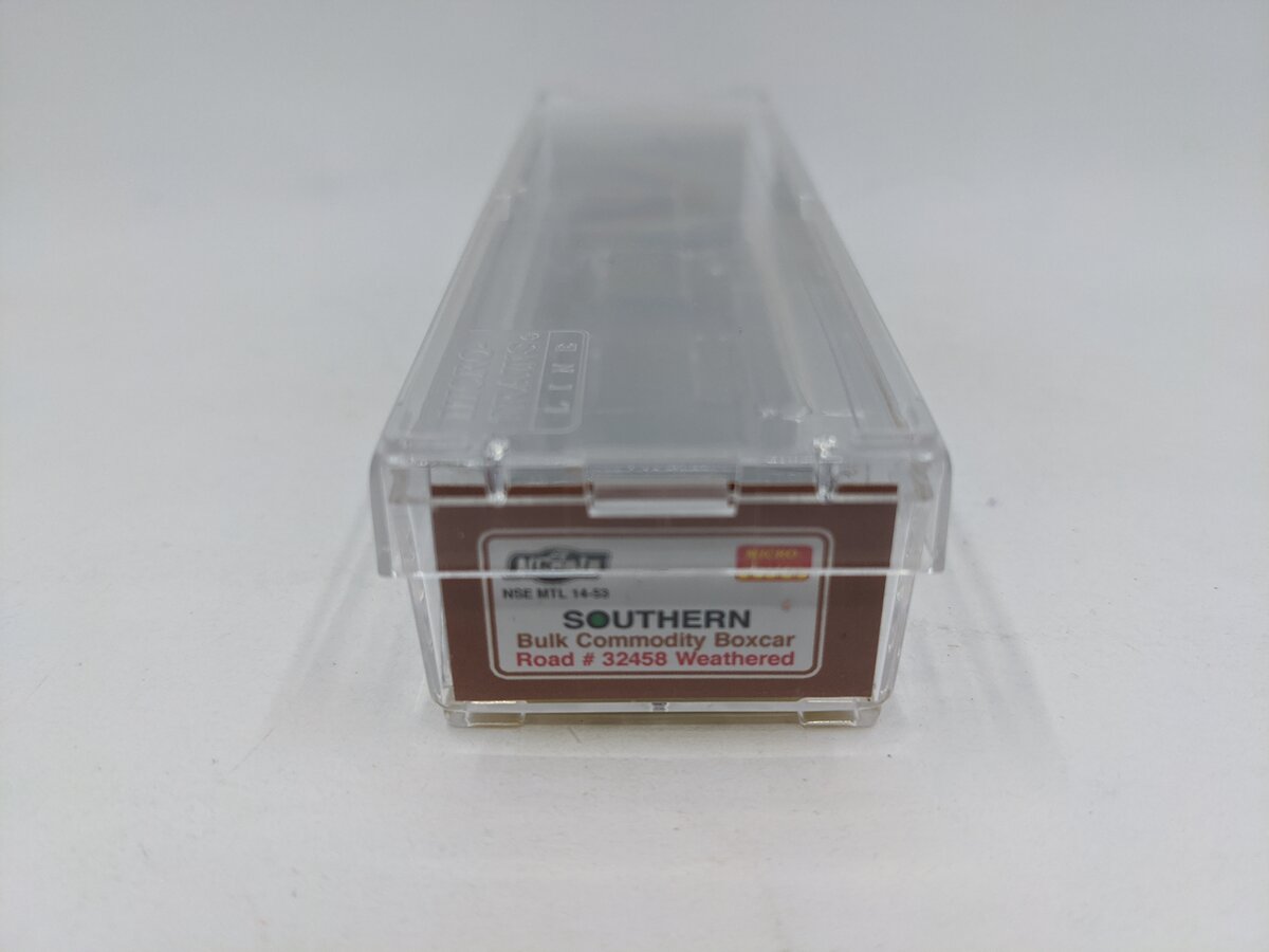 Micro-Trains N Scale Southern Bulk Commodity Boxcar #32458-Weathered LN/Box