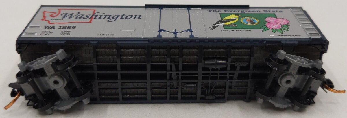 Micro-Trains 02100393 N Washington State 40' Standard Plug Door Boxcar #1889 LN