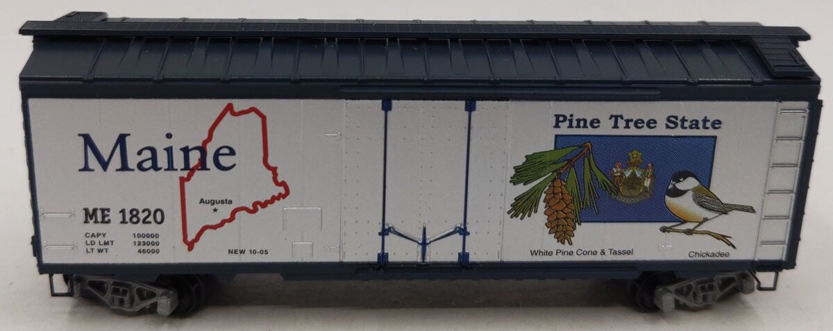 Micro-Trains 02100394 N Maine State Car 40' Standard Plug Door Boxcar #1820 LN