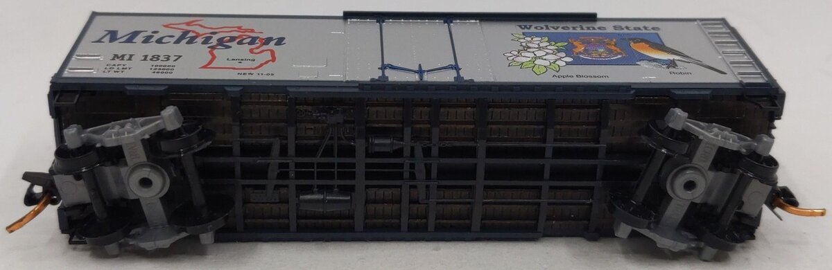 Micro-Trains 02100395 N Scale Michigan State 40' Standard Plug Door Boxcar #1837 LN