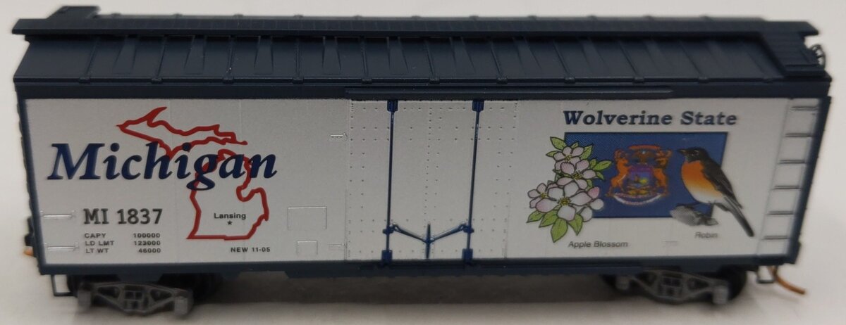 Micro-Trains 02100395 N Scale Michigan State 40' Standard Plug Door Boxcar #1837 LN