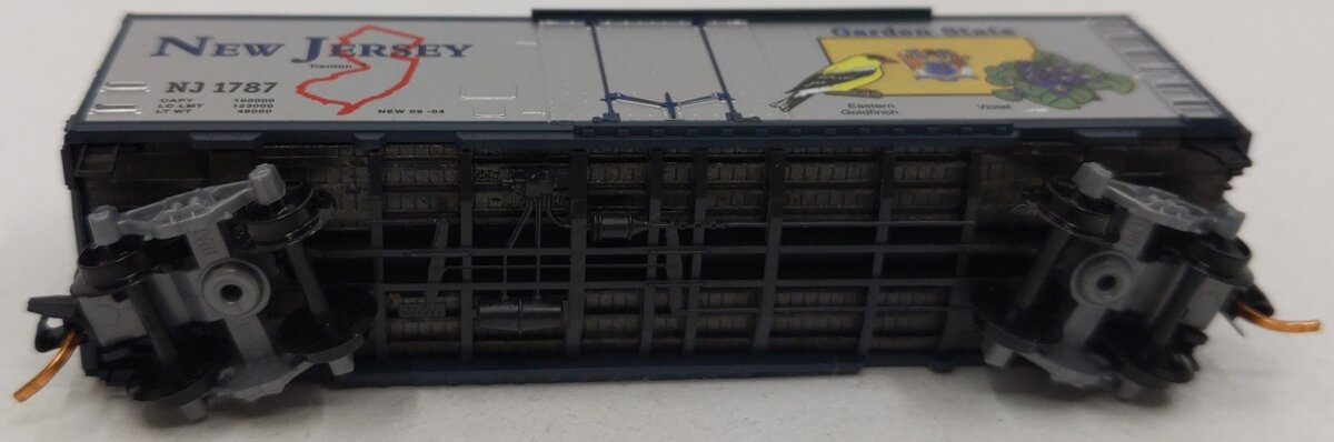 Micro-Trains 02100382 N New Jersey State 40' Standard Plug Door Boxcar #1787 LN