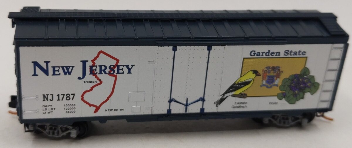 Micro-Trains 02100382 N New Jersey State 40' Standard Plug Door Boxcar #1787 LN