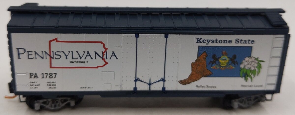 Micro-Trains 02100410 N Scale Pennsylvania State 40' Plug Door Boxcar #1787 LN