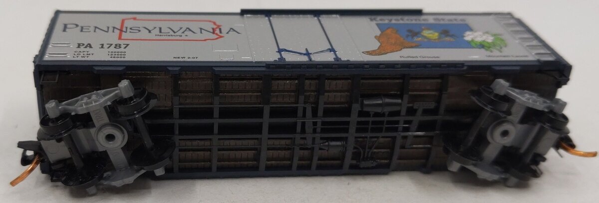 Micro-Trains 02100410 N Scale Pennsylvania State 40' Plug Door Boxcar #1787 LN