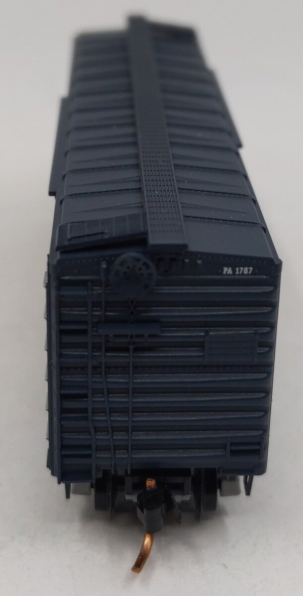 Micro-Trains 02100410 N Scale Pennsylvania State 40' Plug Door Boxcar #1787 LN