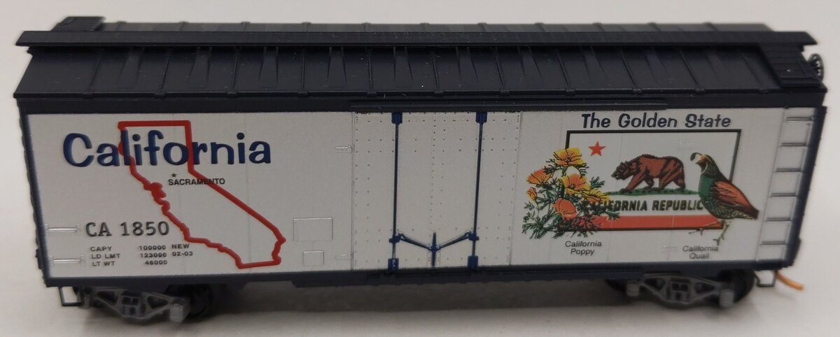 Micro-Trains 02100330 N California State 40' Standard Plug Door Boxcar #1850 LN