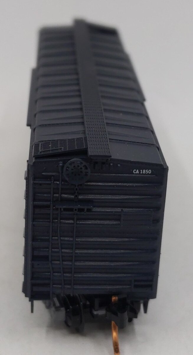 Micro-Trains 02100330 N California State 40' Standard Plug Door Boxcar #1850 LN