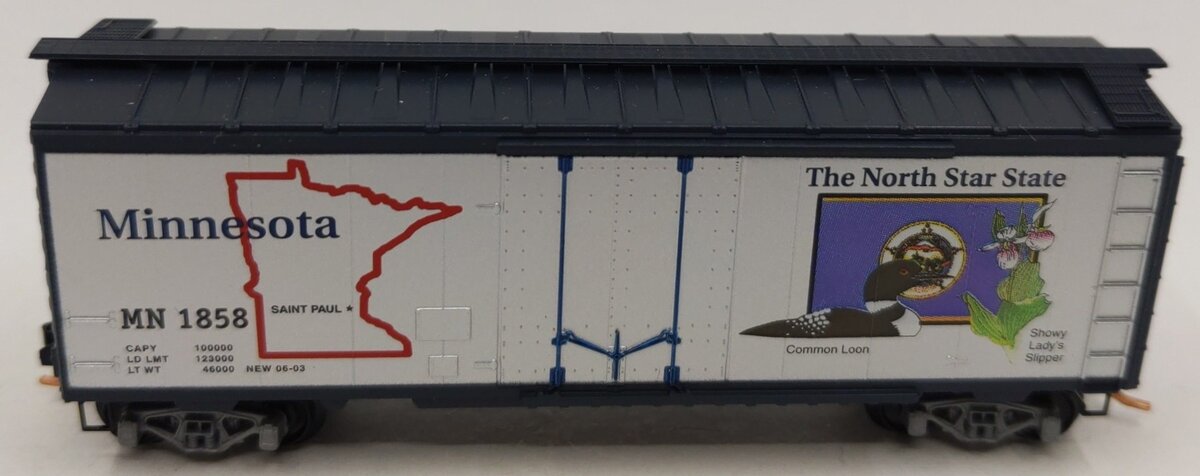 Micro-Trains 02100360 N Scale Minnesota 40' Standard Plug Door Boxcar #1858 LN