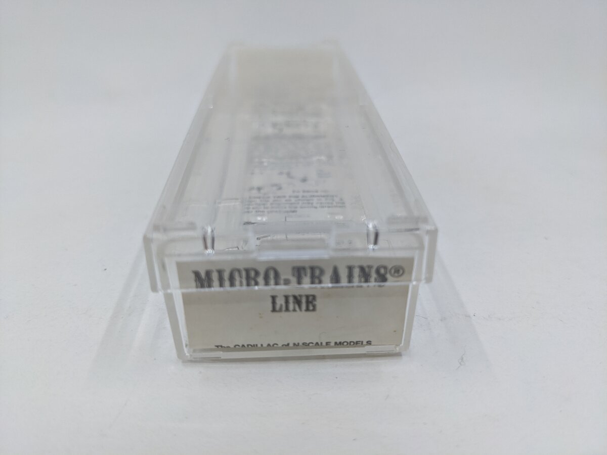 Micro-Trains 02300170 N Scale Grand Trunk Western 40' Double Door Boxcar #585881 EX/Box