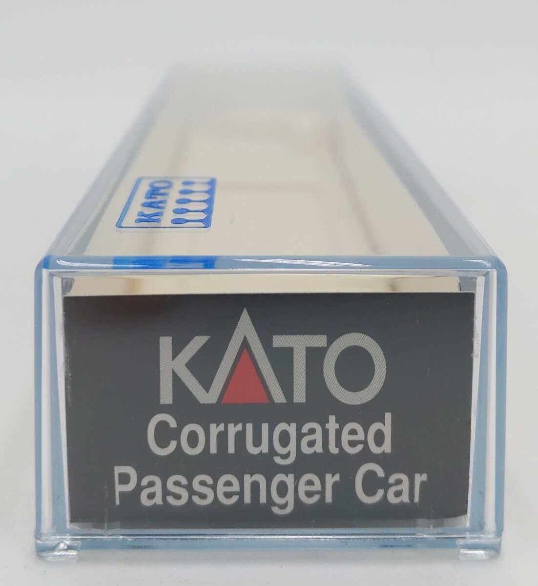 Kato 106-1704 N Scale Southern Corrugated Passenger Car #832 EX/Box ...